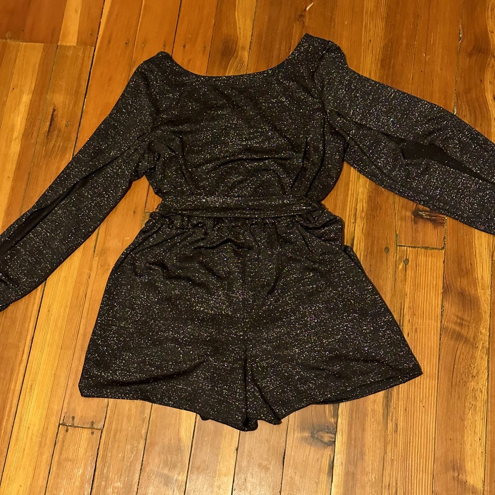 BCBG going out romper